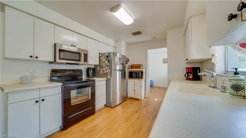 22 Colorado Rd, Lehigh Acres, Florida 33936