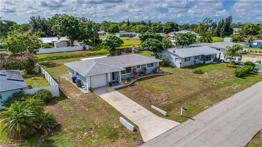 22 Colorado Rd, Lehigh Acres, Florida 33936