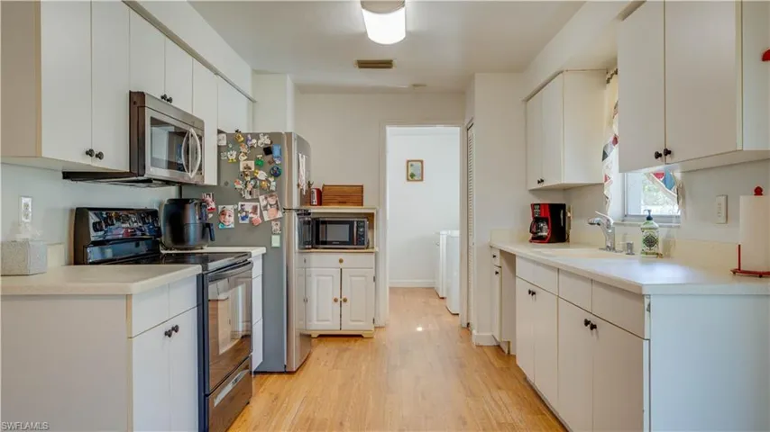 22 Colorado Rd, Lehigh Acres, Florida 33936