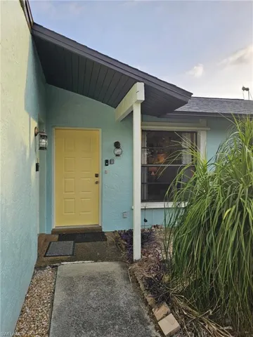 1316 SE 42nd  ST, Cape Coral, FL 33904