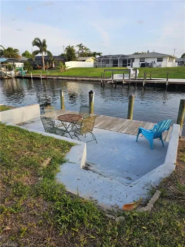 1316 SE 42nd  ST, Cape Coral, FL 33904
