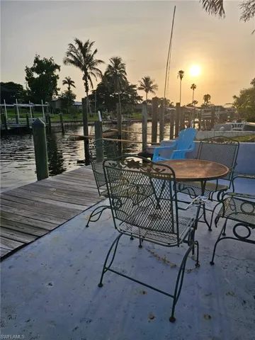 1316 SE 42nd  ST, Cape Coral, FL 33904