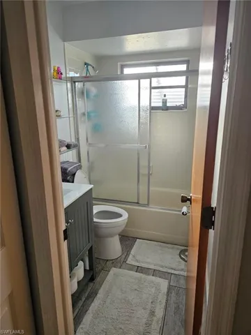 1316 SE 42nd  ST, Cape Coral, FL 33904