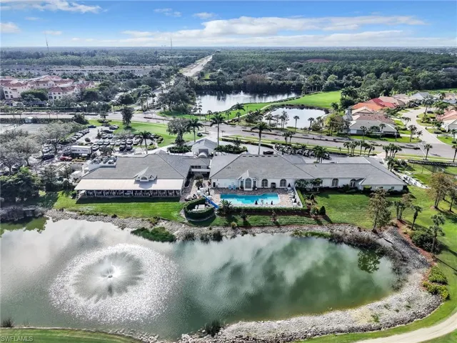 725  Saratoga  CIR, Naples, FL 34104