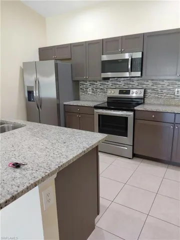 4608 Santa Barbara Blvd, Cape Coral, Florida 33914