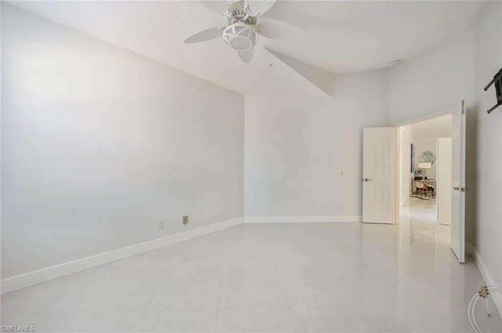 74 Silver Oaks CIR, Naples, FL 34119,225053865