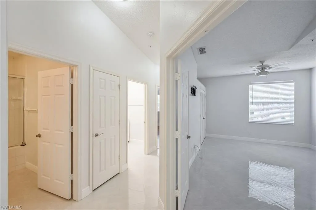74 Silver Oaks CIR, Naples, FL 34119,225053865