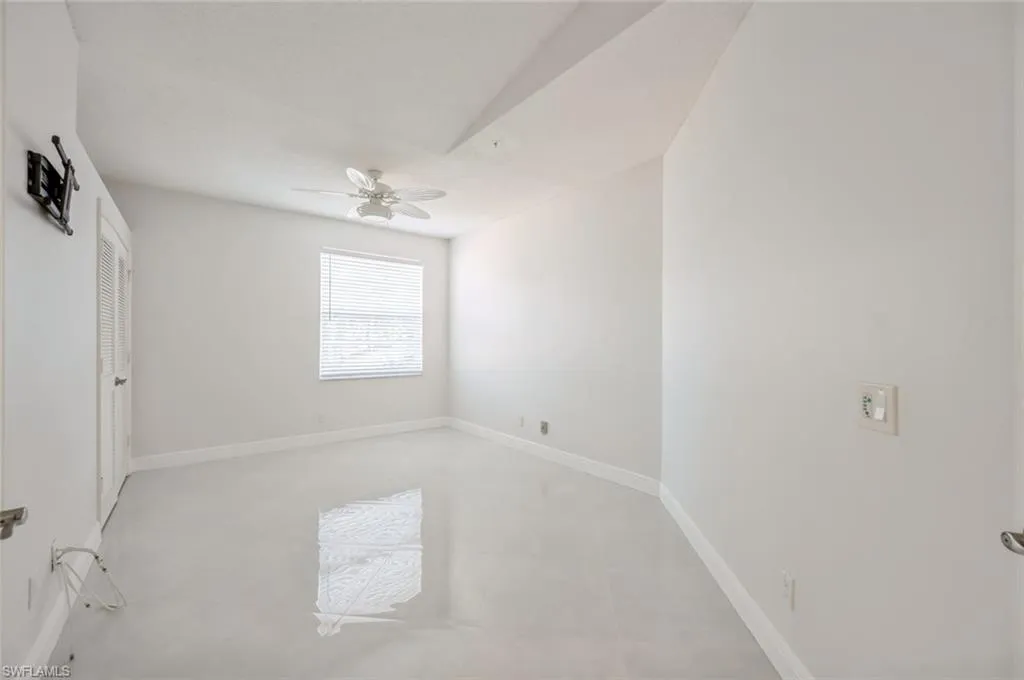 74 Silver Oaks CIR, Naples, FL 34119,225053865
