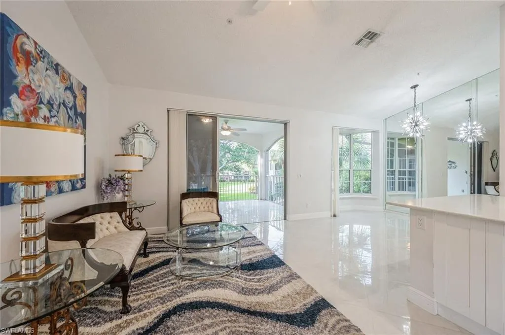 74 Silver Oaks CIR, Naples, FL 34119,225053865