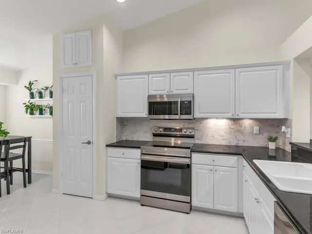 6969  Lone Oak  BLVD, Naples, FL 34109