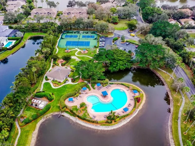 6969  Lone Oak  BLVD, Naples, FL 34109