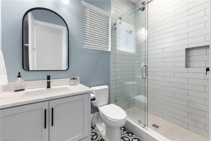 211 San Mateo Dr, Bonita Springs, Florida 34134