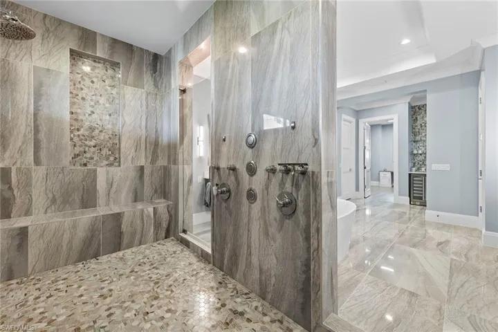 211 San Mateo Dr, Bonita Springs, Florida 34134