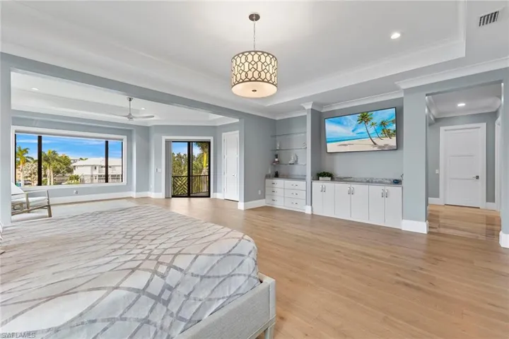 211 San Mateo Dr, Bonita Springs, Florida 34134