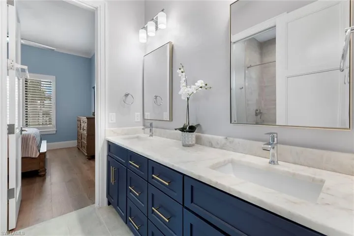 211 San Mateo Dr, Bonita Springs, Florida 34134