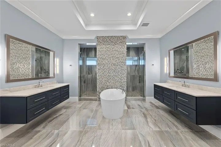 211 San Mateo Dr, Bonita Springs, Florida 34134