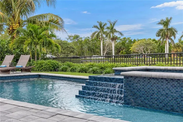 211 San Mateo Dr, Bonita Springs, Florida 34134
