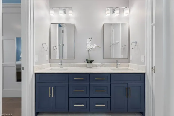 211 San Mateo Dr, Bonita Springs, Florida 34134