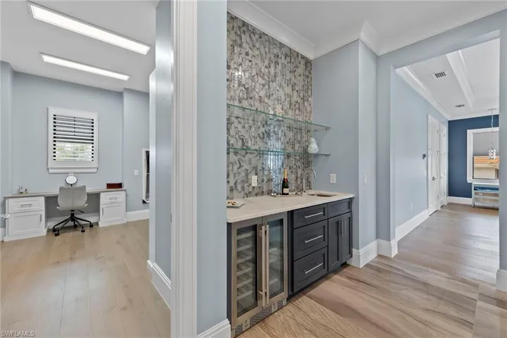 211 San Mateo Dr, Bonita Springs, Florida 34134
