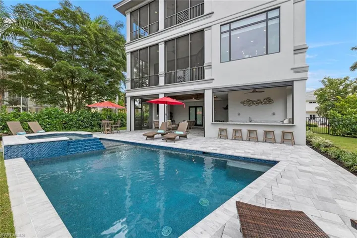 211 San Mateo Dr, Bonita Springs, Florida 34134