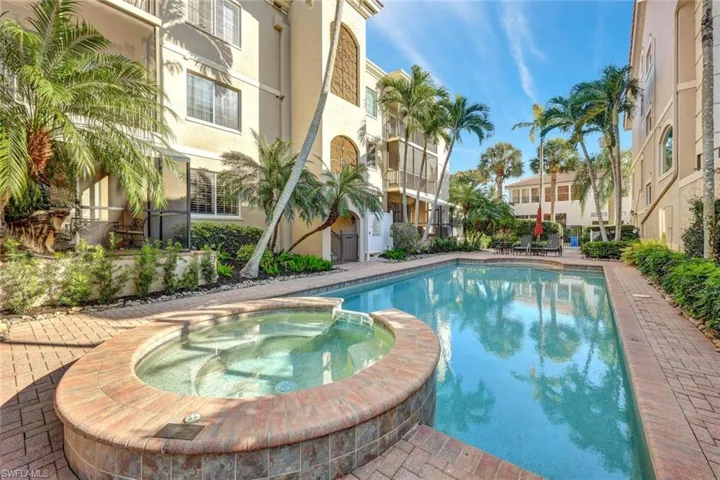1006  5th S ST, Naples, FL 34102