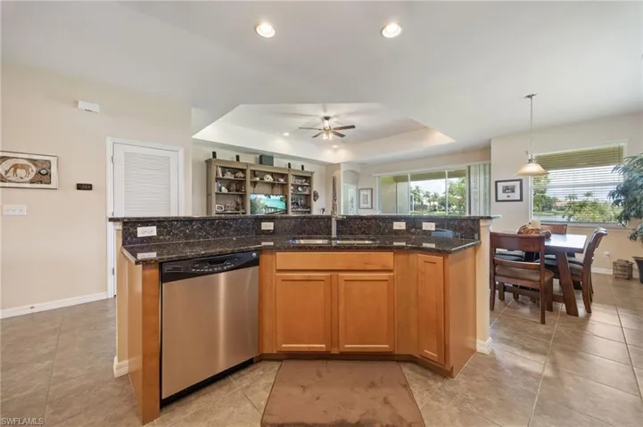 2466 Ashbury Cir, Cape Coral, Florida 33991