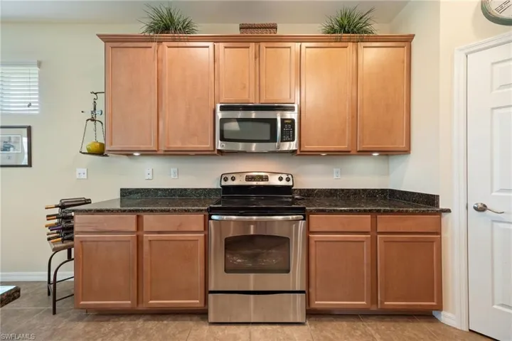 2466 Ashbury Cir, Cape Coral, Florida 33991