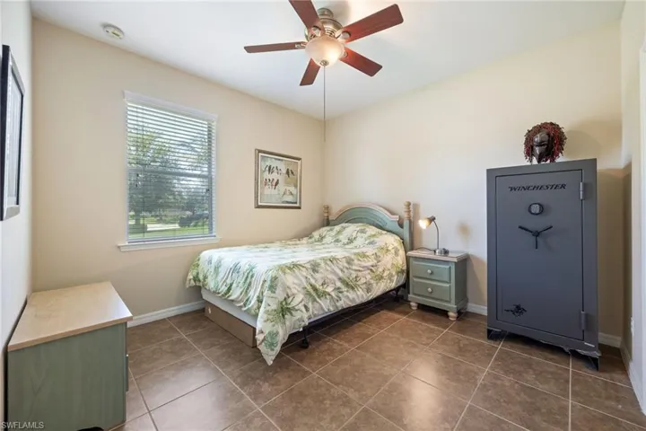 2466 Ashbury Cir, Cape Coral, Florida 33991