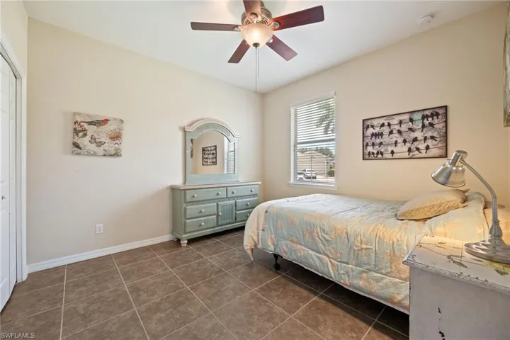 2466 Ashbury Cir, Cape Coral, Florida 33991