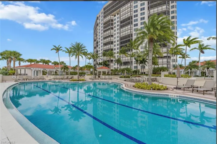 7575 Pelican Bay Blvd # 703, Naples Fl 34108