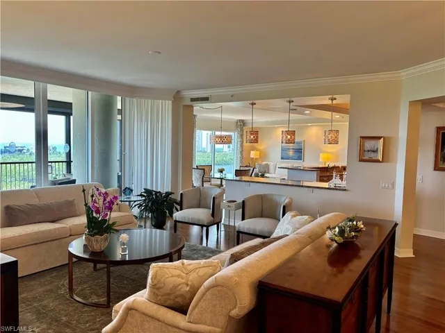 7575 Pelican Bay Blvd # 703, Naples Fl 34108