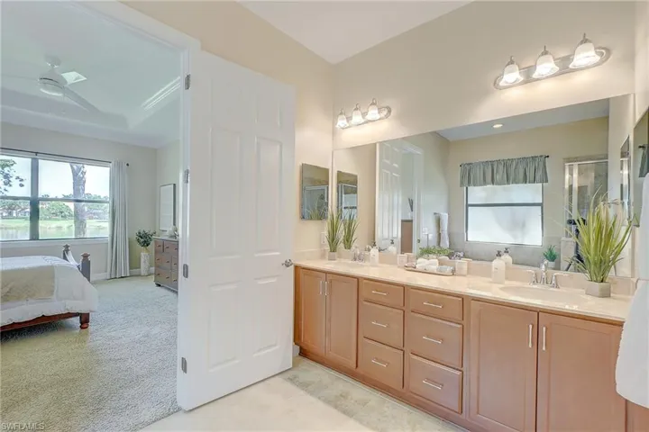 12490  Kentwood  AVE, Fort Myers, FL 33913