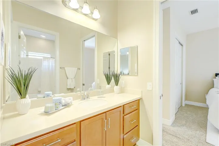 12490  Kentwood  AVE, Fort Myers, FL 33913