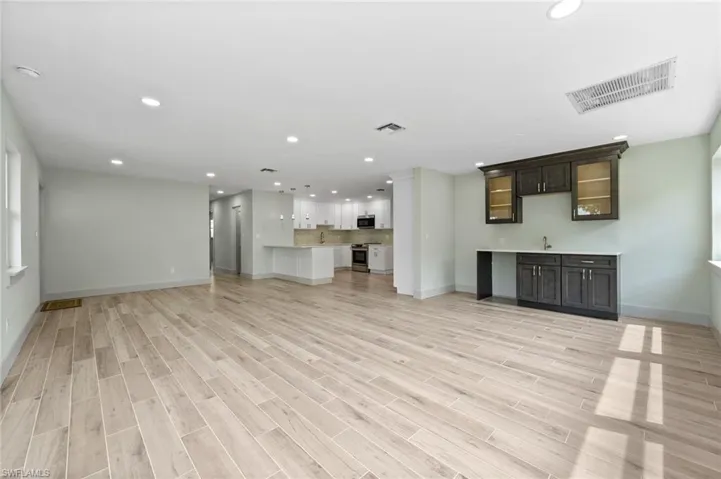 1268  14th N AVE, Naples, FL 34102