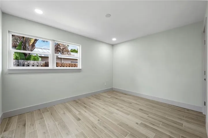 1268  14th N AVE, Naples, FL 34102