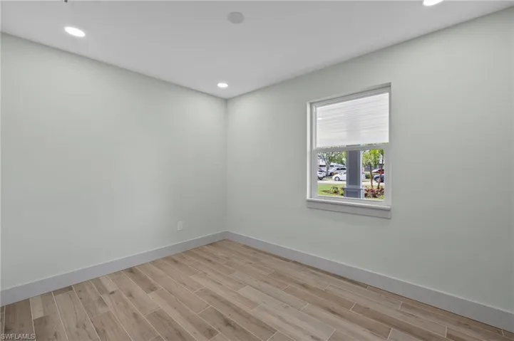 1268  14th N AVE, Naples, FL 34102
