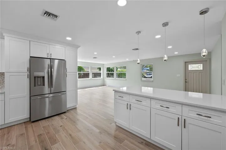 1268  14th N AVE, Naples, FL 34102