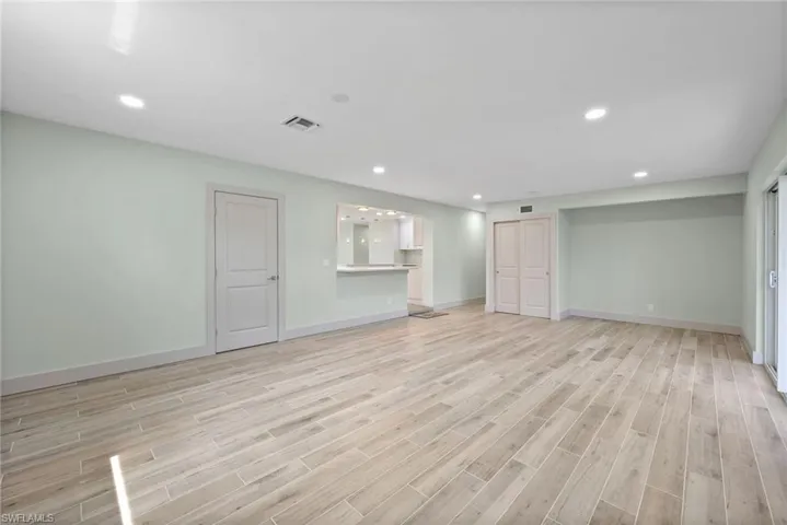 1268  14th N AVE, Naples, FL 34102