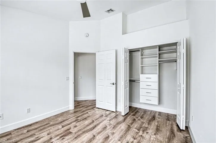 5701 Heron Ln 705, Naples, Florida 34110