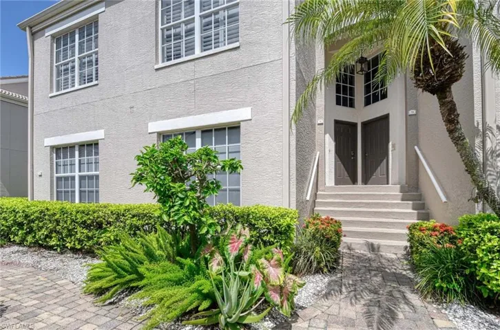 5701 Heron Ln 705, Naples, Florida 34110