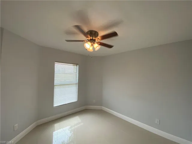 255 SW 4th  ST, Cape Coral, FL 33991