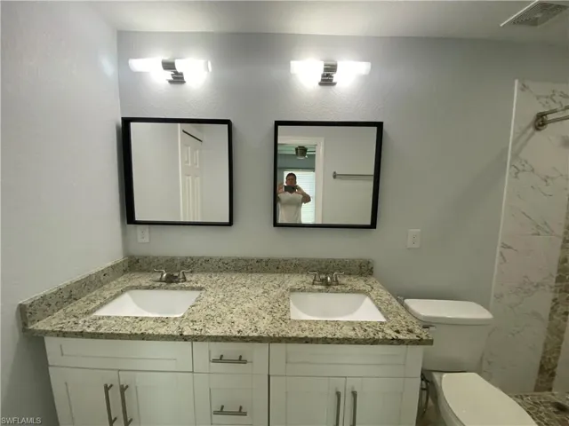 255 SW 4th  ST, Cape Coral, FL 33991