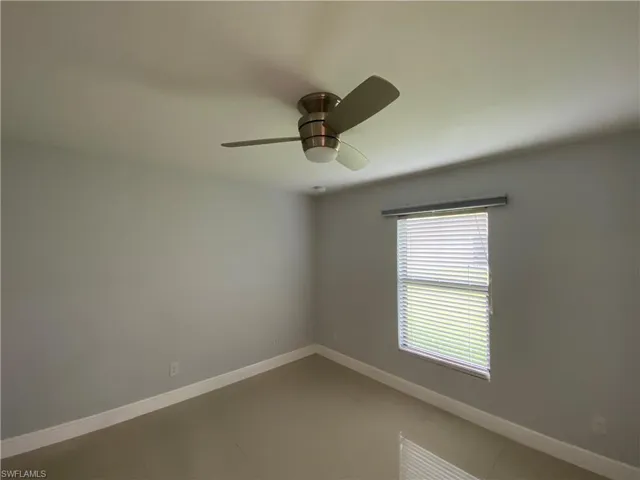 255 SW 4th  ST, Cape Coral, FL 33991