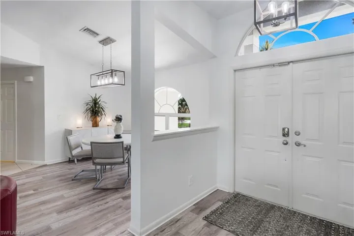 2526 Se 19th Pl, Cape Coral, Florida 33904