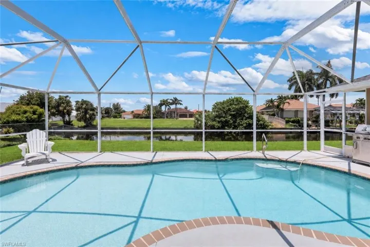 2526 Se 19th Pl, Cape Coral, Florida 33904