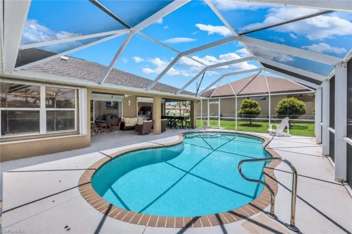 2526 Se 19th Pl, Cape Coral, Florida 33904