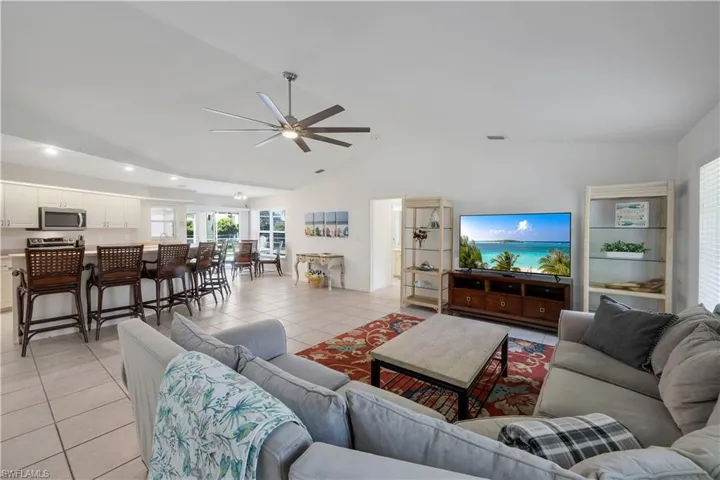 2526 Se 19th Pl, Cape Coral, Florida 33904