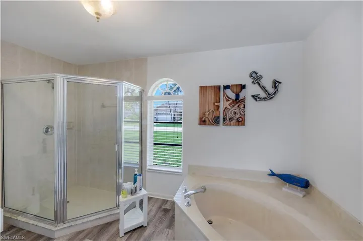 2526 Se 19th Pl, Cape Coral, Florida 33904