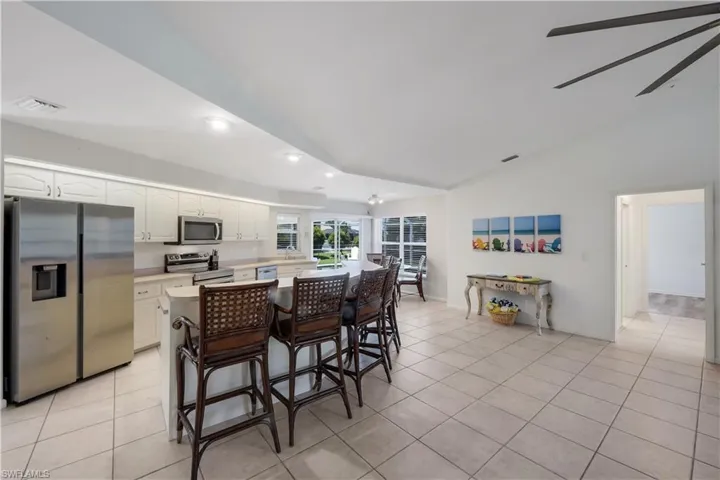 2526 Se 19th Pl, Cape Coral, Florida 33904