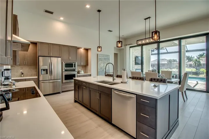 1720 Sw 50th Ter, Cape Coral, Florida 33914